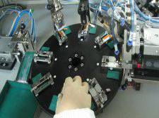 流水线多工位自动化设备